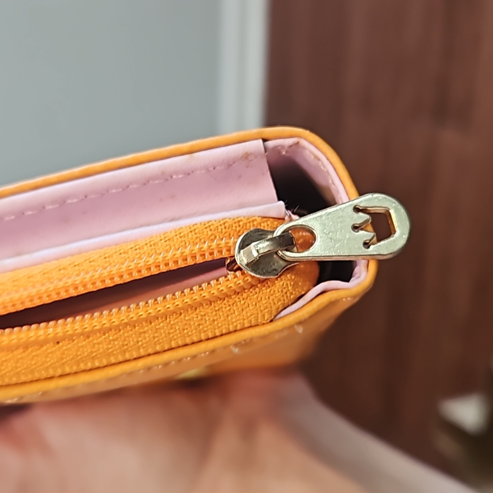 Wallet - Picture 6 of 6